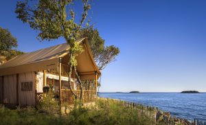 Front Row Istra Premium Camping Resort Sunset Premium Glamping Tent decohome.de